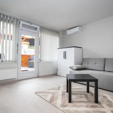 Elit Wellness Apartment