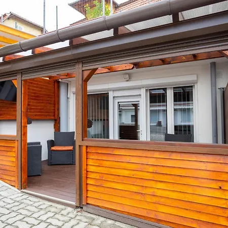 Elit Wellness Apartment *